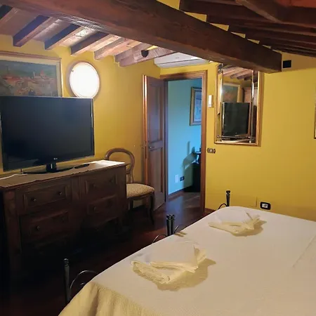 Il Nido Delle Rondini Gæstehus